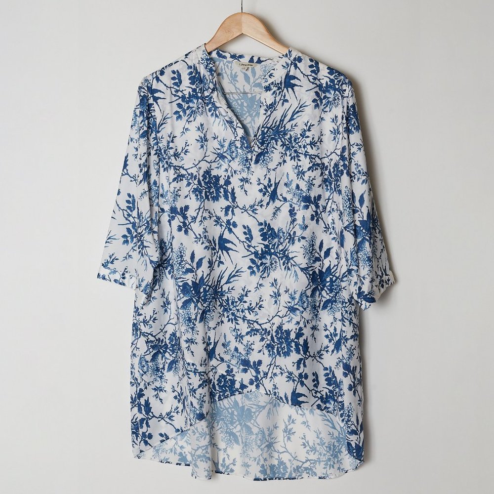J. Peterman Blue & White Floral Pattern Asymmetric Tunic Top